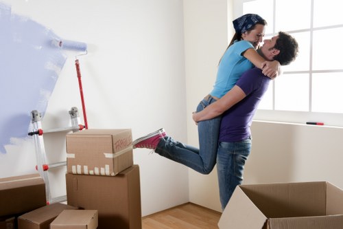 Residential moving support for flats and houses in Roehampton