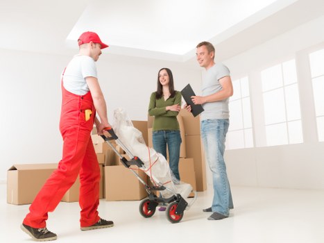 Moving service for flats and homes in Roehampton