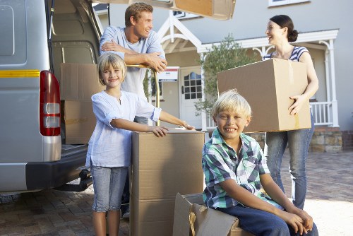 Moving day support for home moves in Roehampton