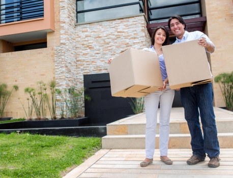Local moving team navigating Roehampton residential access